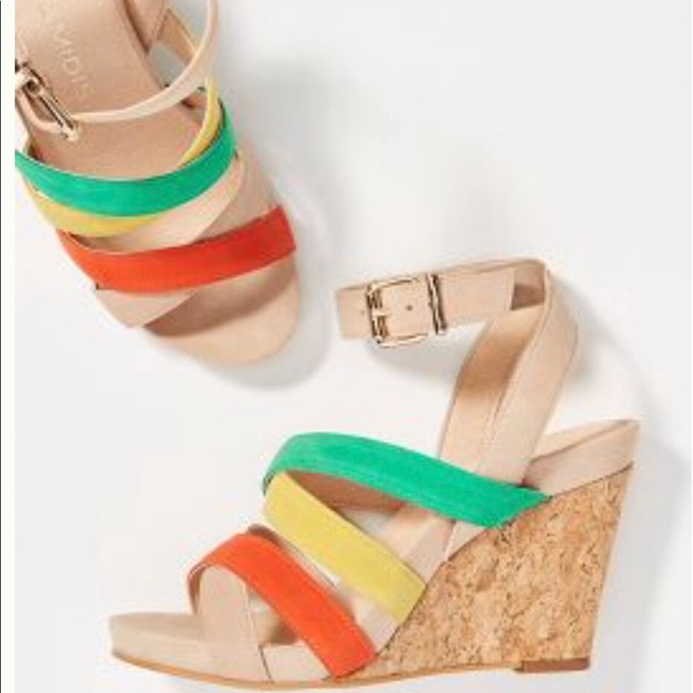 Wedge shoes